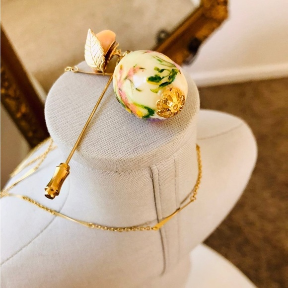 Adorable Egg Pendant & Floral Stick pin - Picture 4 of 16